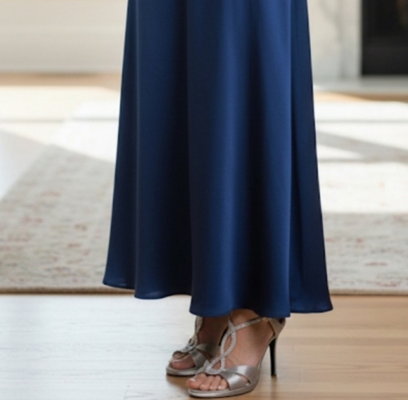 Nina Women's Metallic Silver Heels - Picture 2 of 7